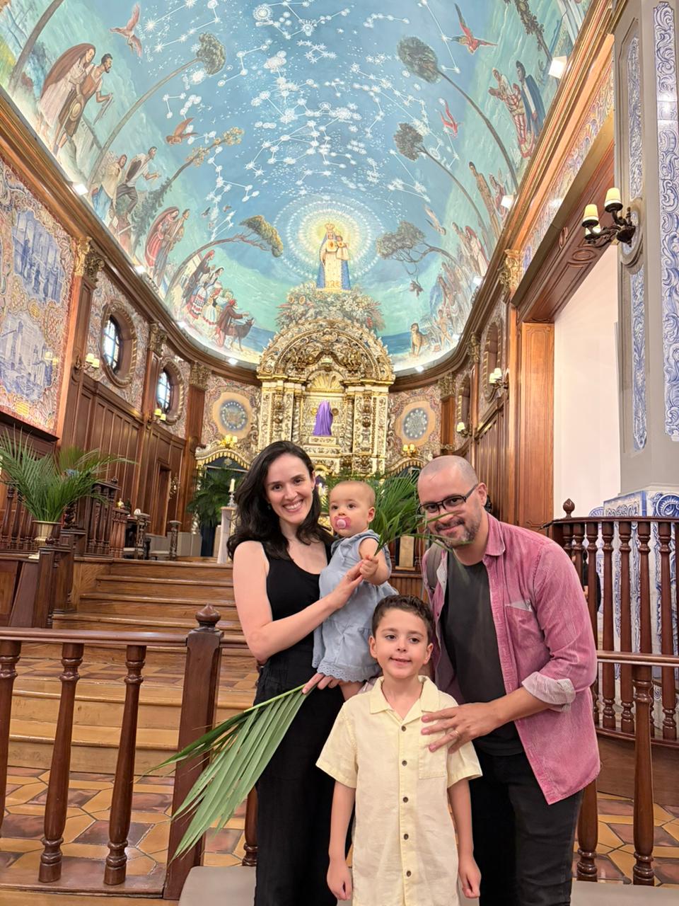 Mariana com sua família